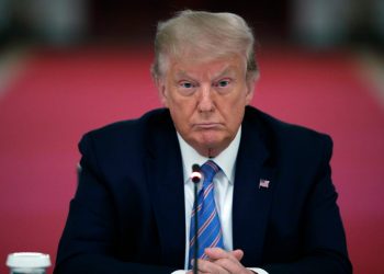 Capitol riot: Judge rejects Trump bid to withhold records